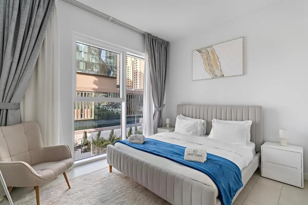 Apartment First Class 2Br Tranquil Beach Escape Dubai