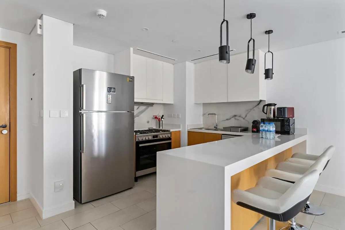 First Class 2Br Tranquil Beach Escape Dubai