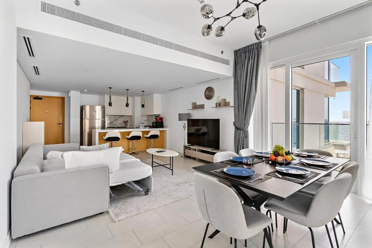 First Class 2Br Tranquil Beach Escape Dubai United Arab Emirates